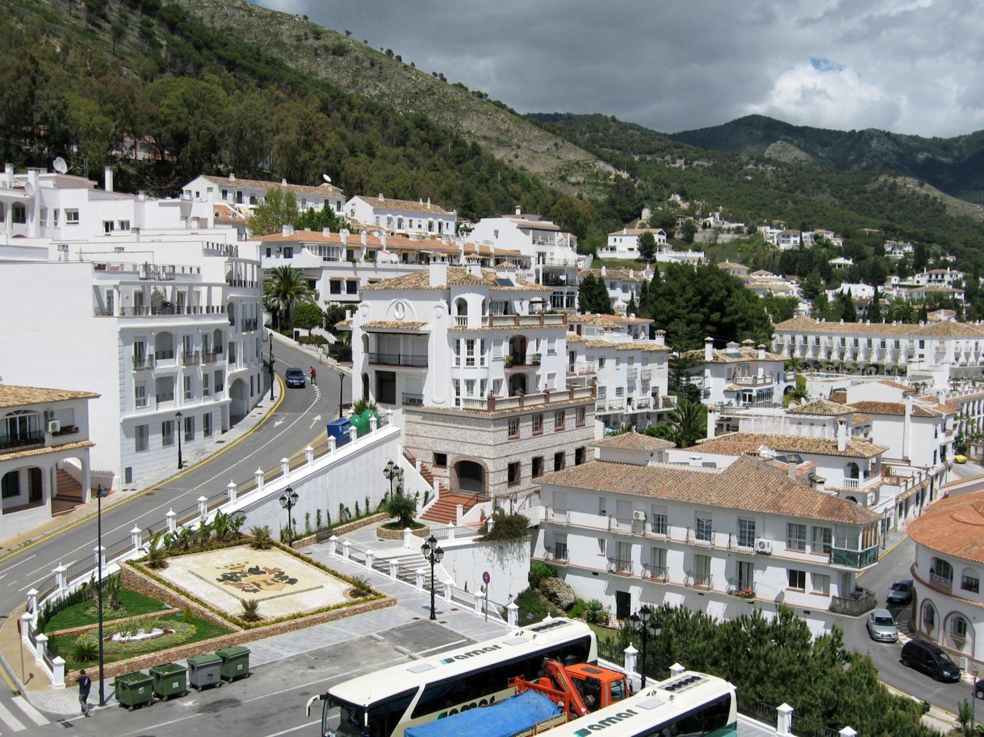Club Delta Apartments By Ghr Rentals Mijas Exterior photo